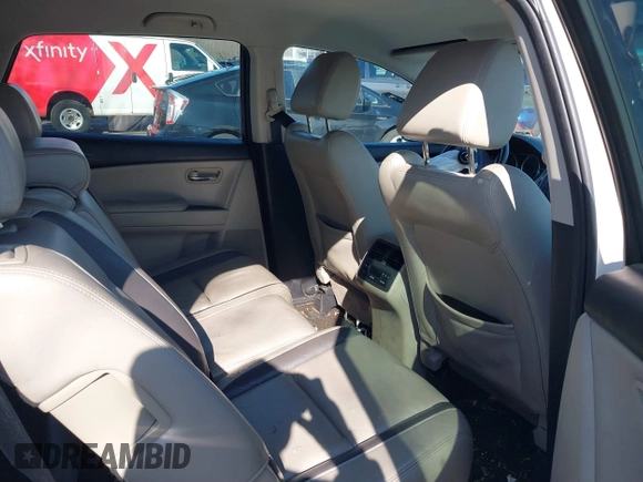 2010 Mazda CX-9 Sport with VIN JM3TB3MV1A0205558, listed as a IAAI auction lot 41880023 with 192,250 mi miles and . Bid and sale history available at carsss.com. Image 8.