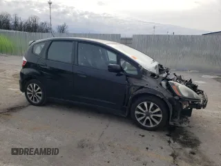 2013 Honda Fit Sport with VIN JHMGE8H58DC009921, listed as a Copart auction lot 44531945 with 0 mi miles and Salvage Title. Bid and sale history available at carsss.com. Image 4.