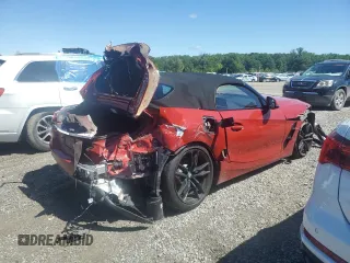 2019 BMW Z4 sDrive30i z VIN WBAHF3C59KWW23527, wystawiony jako Copart lot #55836075 z przebiegiem Nie podano mil oraz Szkoda całkowita • Salvage title. Historia ofert i sprzedaży dostępna na DreamBid. Obrazek 3.