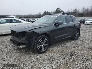 2020 Volvo XC60 Momentum with VIN YV4102DK6L1565733, listed as a Copart auction lot 43753185 with 120,811 mi miles and Non Repairable. Bid and sale history available at carsss.com. Image 1.