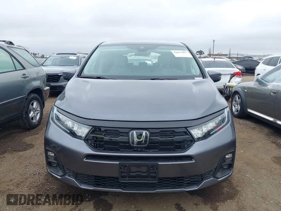 2025 Honda Odyssey Touring с VIN 5FNRL6H89SB014432, выставлен на аукционе IAAI как лот 41893957 с пробегом 3 082 миль миль и . История ставок и продаж доступна на DreamBid. Изображение 13.
