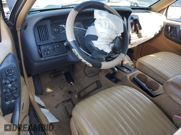 1997 Jeep Grand Cherokee Limited with VIN 1J4GZ78Y1VC598820, listed as a Copart auction lot 46398505 with 259,241 mi miles and Salvage Title. Bid and sale history available at carsss.com. Image 8.