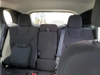 2022 Jeep Cherokee X with VIN 1C4PJMCX5ND552329, listed as a Copart auction lot 52359655 with 45,348 mi miles and Salvage title. Bid and sale history available at DreamBid. Image 10.