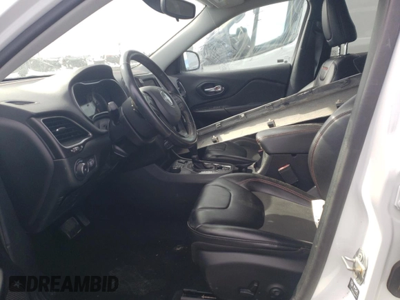2021 Jeep Cherokee Trailhawk with VIN 1C4PJMBX4MD138927, listed as a Copart auction lot 51919555 with 92,759 mi miles and Salvage title. Bid and sale history available at DreamBid. Image 7.