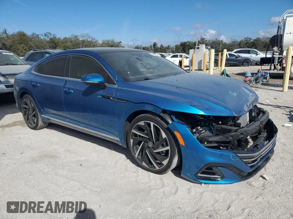 2023 Volkswagen Arteon SEL Premium R-Line z VIN WVWTR7AN5PE014611, wystawiony jako Copart lot #43589095 z przebiegiem 12 517 mil mil oraz Szkoda całkowita • Salvage title. Historia ofert i sprzedaży dostępna na DreamBid. Obrazek 4.