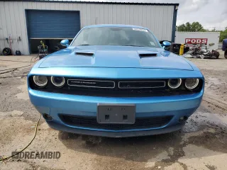 2016 Dodge Challenger SXT Plus z VIN 2C3CDZAG9GH202167, wystawiony jako Copart lot #54529255 z przebiegiem 78 460 mil mil oraz Nie do naprawy • Non repairable. Historia ofert i sprzedaży dostępna na DreamBid. Obrazek 5.
