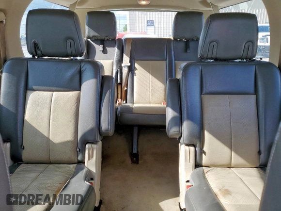 2007 Ford Expedition Max Eddie Bauer z VIN 1FMFK17527LA44128, wystawiony jako Copart lot #53398285 z przebiegiem 278 476 mil mil oraz Czysty tytuł • Clean title. Historia ofert i sprzedaży dostępna na DreamBid. Obrazek 10.
