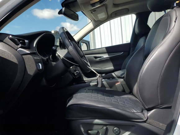 2022 Infiniti QX50 Luxe z VIN 3PCAJ5BA6NF113786, wystawiony jako Copart lot #56567625 z przebiegiem 22 538 mil mil oraz Szkoda całkowita • Salvage title. Historia ofert i sprzedaży dostępna na DreamBid. Obrazek 7.