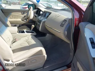 2010 Nissan Murano SL z VIN JN8AZ1MW4AW114813, wystawiony jako IAAI lot #42169715 z przebiegiem 142 402 mil mil oraz . Historia ofert i sprzedaży dostępna na DreamBid. Obrazek 5.