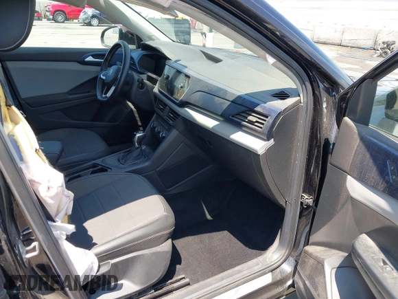 2022 Volkswagen Taos SE z VIN 3VVRX7B2XNM068564, wystawiony jako IAAI lot #42174805 z przebiegiem 26 307 mil mil oraz . Historia ofert i sprzedaży dostępna na DreamBid. Obrazek 5.