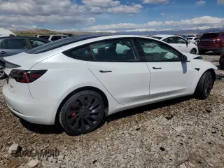 2023 Tesla Model 3 Performance z VIN 5YJ3E1EC1PF706879, wystawiony jako Copart lot #53369295 z przebiegiem 15 825 mil mil oraz Szkoda całkowita • Salvage title. Historia ofert i sprzedaży dostępna na DreamBid. Obrazek 3.