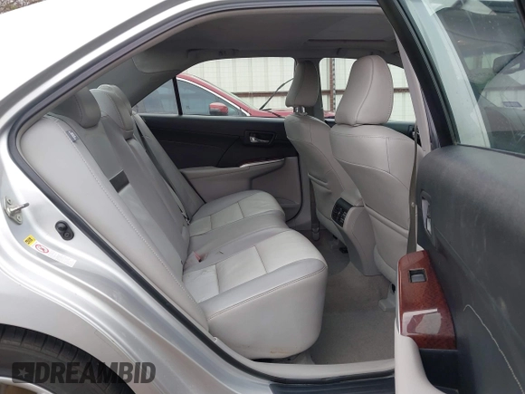 2014 Toyota Camry SE with VIN 4T1BK1FK7EU540975, listed as a IAAI auction lot 41673926 with 190,036 mi miles. Bid and sale history available at carsss.com. Image 8.