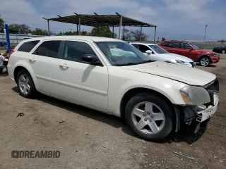 2005 Dodge Magnum z VIN 2D4FV48T25H650410, wystawiony jako Copart lot #54615724 z przebiegiem 162 828 mil mil oraz Szkoda całkowita • Salvage title. Historia ofert i sprzedaży dostępna na DreamBid. Obrazek 4.