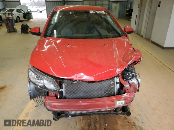 2020 Chevrolet Sonic LT z VIN 1G1JG6SB6L4123809, wystawiony jako Copart lot #42010805 z przebiegiem 40 249 mil mil oraz Szkody całkowita. Historia ofert i sprzedaży dostępna na DreamBid. Obrazek 5.