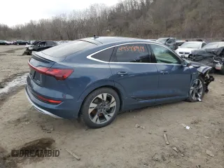 2021 Audi e-tron Sportback Prestige z VIN WA13AAGE0MB019623, wystawiony jako Copart lot #49598914 z przebiegiem 20 856 mil mil oraz . Historia ofert i sprzedaży dostępna na DreamBid. Obrazek 3.