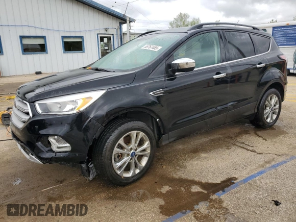 2018 Ford Escape SE z VIN 1FMCU9GD4JUA95666, wystawiony jako Copart lot #55767485 z przebiegiem 60 743 mil mil oraz Nie do naprawy • Non repairable. Historia ofert i sprzedaży dostępna na DreamBid. Obrazek 1.
