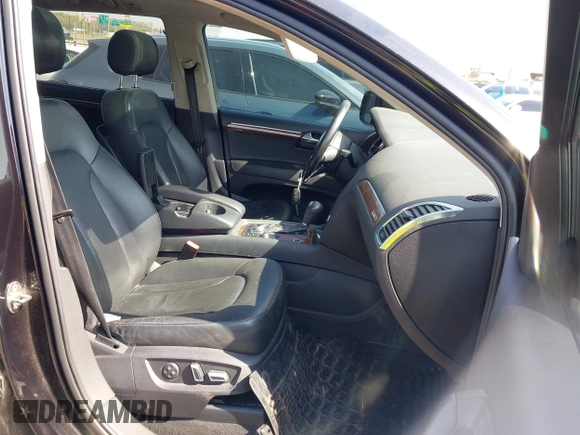 2011 Audi Q7 3.0L TDI Prestige with VIN WA1VMBFE8BD009883, listed as a IAAI auction lot 42047049 with 147,951 mi miles. Bid and sale history available at carsss.com. Image 5.