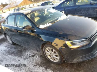 2013 Volkswagen Jetta Sedan SE with VIN 3VWDP7AJ6DM362153, listed as a IAAI auction lot 41534811 with 103,836 mi miles. Bid and sale history available at carsss.com. Image 1.