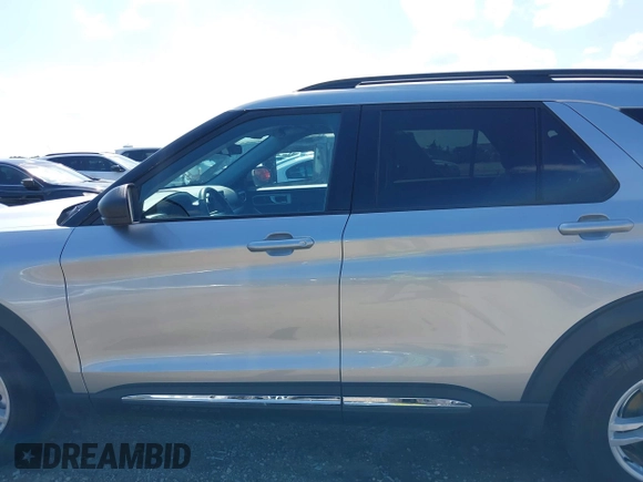 2023 Ford Explorer XLT with VIN 1FMSK7DH6PGC35396, listed as a IAAI auction lot 42545580 with 22,628 mi miles and . Bid and sale history available at DreamBid. Image 15.