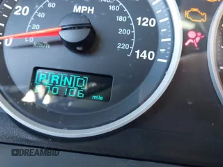 2005 Jeep Grand Cherokee Limited with VIN 1J4HR58N55C561719, listed as a IAAI auction lot 42648942 with 70,106 mi miles and . Bid and sale history available at DreamBid. Image 14.