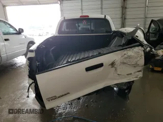 2010 Toyota Tacoma z VIN 3TMMU4FN6AM016055, wystawiony jako Copart lot #78843764 z przebiegiem 110 628 mil mil oraz Szkoda całkowita • Salvage title. Historia ofert i sprzedaży dostępna na DreamBid. Obrazek 6.