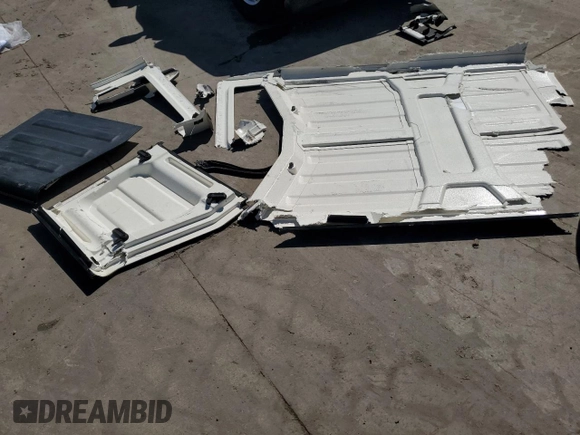 2019 Jeep Wrangler Unlimited Sport S z VIN 1C4HJXDN7KW638020, wystawiony jako Copart lot #48636745 z przebiegiem Nie podano mil oraz Nie do naprawy • Non repairable. Historia ofert i sprzedaży dostępna na DreamBid. Obrazek 14.