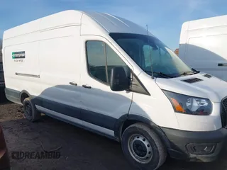 2022 Ford Transit Cargo z VIN 1FTBR3X8XNKA71066, wystawiony jako IAAI lot #41771120 z przebiegiem 87 702 mil mil oraz . Historia ofert i sprzedaży dostępna na DreamBid. Obrazek 16.
