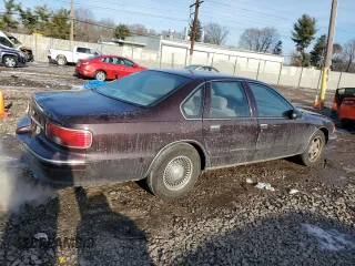 1996 Chevrolet Caprice 1SA Special Value z VIN 1G1BL52W3TR156945, wystawiony jako Copart lot #86470784 z przebiegiem 166 584 mil mil oraz Szkoda całkowita • Salvage title. Historia ofert i sprzedaży dostępna na DreamBid. Obrazek 3.