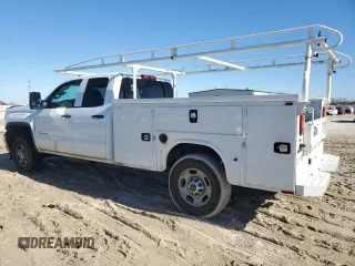 2019 GMC Sierra 1500 with VIN 2GD21NEG5K1135468, listed as a Copart auction lot 84956184 with 129,641 mi miles and Clean Title. Bid and sale history available at DreamBid. Image 2.
