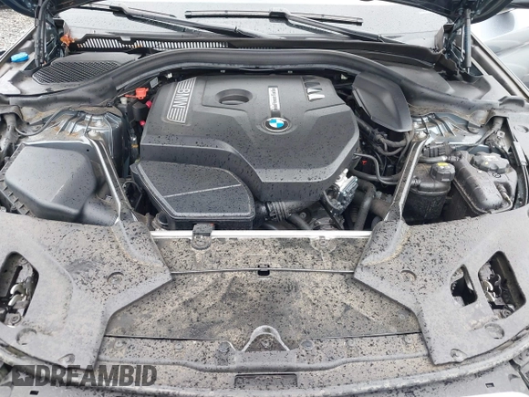 2018 BMW 5 Series 530i xDrive with VIN WBAJA7C54JWA72657, listed as a IAAI auction lot 41821105 with 48,033 mi miles. Bid and sale history available at carsss.com. Image 10.