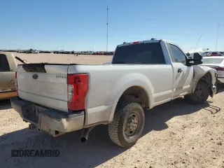 2020 Ford F-250 XL with VIN 1FTBF2A65LEE05736, listed as a Copart auction lot 44045375 with 111,128 mi miles and Salvage title. Bid and sale history available at DreamBid. Image 3.