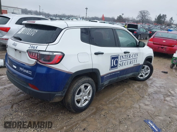 2022 Jeep Compass Sport with VIN 3C4NJCAB3NT177849, listed as a IAAI auction lot 38221650 with 5,456 mi miles and . Bid and sale history available at carsss.com. Image 4.