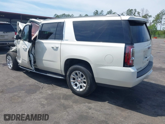 2015 GMC Yukon XL SLT with VIN 1GKS1HKC0FR154518, listed as a IAAI auction lot 41905683 with 162,482 mi miles. Bid and sale history available at carsss.com. Image 3.