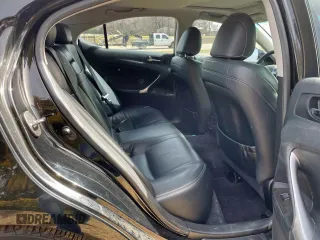 2011 Lexus IS 250 z VIN JTHBF5C22B2100995, wystawiony jako Copart lot #48514725 z przebiegiem 185 877 mil mil oraz Czysty tytuł • Clean title. Historia ofert i sprzedaży dostępna na DreamBid. Obrazek 6.