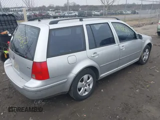 2003 Volkswagen Jetta with VIN WVWSP61J83W462354, listed as a IAAI auction lot 41076683 with 165,100 mi miles and . Bid and sale history available at DreamBid. Image 4.