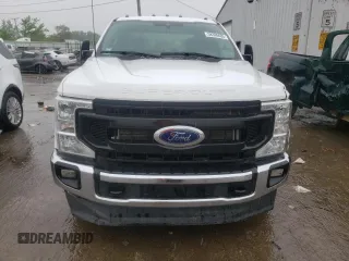 2022 Ford F-350 XL z VIN 1FT8W3DT9NEC54131, wystawiony jako Copart lot #58388605 z przebiegiem 322 061 mil mil oraz Tytuł czysty. Historia ofert i sprzedaży dostępna na DreamBid. Obrazek 5.