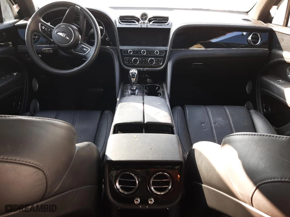 2021 Bentley Bentayga V8 with VIN SJAAM2ZV6MC032959, listed as a Copart auction lot 68783254 with 0 miles and Salvage Title. Bid and sale history available at carsss.com. Image 8.