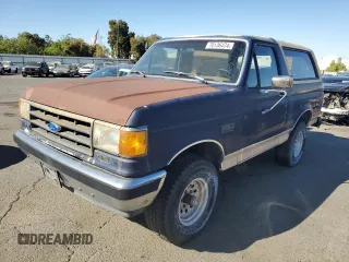 1990 Ford Bronco Custom with VIN 1FMEU15H1LLA84844, listed as a Copart auction lot 70136474 with 45,605 mi miles and Clean Title. Bid and sale history available at carsss.com. Image 1.