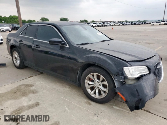 2016 Chrysler 300 Anniversary Edition z VIN 2C3CCAAG7GH308136, wystawiony jako Copart lot #57340815 z przebiegiem 135 788 mil mil oraz Szkoda całkowita • Salvage title. Historia ofert i sprzedaży dostępna na DreamBid. Obrazek 4.