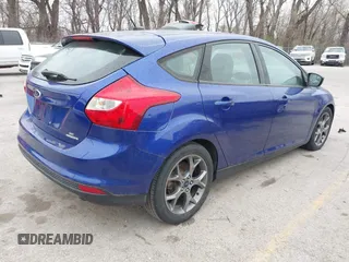 2014 Ford Focus SE with VIN 1FADP3K20EL213393, listed as a IAAI auction lot 41843091 with 125,279 mi miles. Bid and sale history available at carsss.com. Image 4.