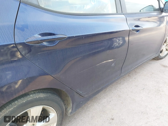 2013 Hyundai Elantra GLS z VIN 5NPDH4AE8DH310207, wystawiony jako IAAI lot #41170804 z przebiegiem 138 638 mil mil oraz . Historia ofert i sprzedaży dostępna na DreamBid. Obrazek 12.