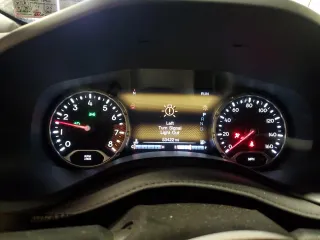 2021 Jeep Renegade 80th Anniversary с VIN ZACNJDBB0MPN35920, выставлен на аукционе Copart как лот 87294164 с пробегом 53 422 миль миль и Списание • Salvage title. История ставок и продаж доступна на DreamBid. Изображение 9.