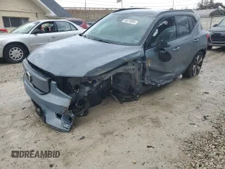 2023 Volvo XC40 Core с VIN YV4ED3UK6P2105807, выставлен на аукционе Copart как лот 46474054 с пробегом Не указан миль и . История ставок и продаж доступна на DreamBid. Изображение 1.