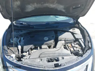 2015 Nissan Altima 2.5 SV with VIN 1N4AL3AP8FC498664, listed as a IAAI auction lot 41778661 with 143,242 mi miles. Bid and sale history available at carsss.com. Image 10.