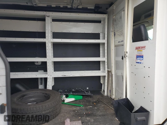 2022 Ford Transit Cargo с VIN 1FTYE1C83NKA48423, выставлен на аукционе Copart как лот 51590555 с пробегом 148 933 миль миль и Списание • Salvage title. История ставок и продаж доступна на DreamBid. Изображение 11.