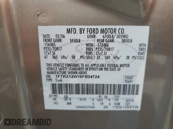 2006 Ford F-150 STX z VIN 1FTRX12W16FB04724, wystawiony jako Copart lot #65361235 z przebiegiem 346 053 mil mil oraz Szkoda całkowita • Salvage title. Historia ofert i sprzedaży dostępna na DreamBid. Obrazek 13.