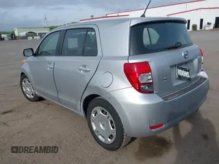2008 Scion xD with VIN JTKKU104X8J023306, listed as a IAAI auction lot 42120680 with 200,746 mi miles. Bid and sale history available at carsss.com. Image 3.