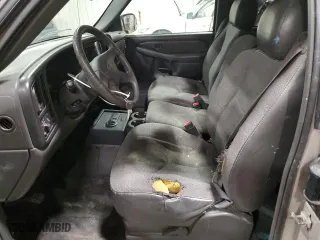 2004 Chevrolet Silverado 1500 Work Truck with VIN 1GCEC19X84Z301118, listed as a Copart auction lot 44185845 with 257,860 mi miles and Salvage Title. Bid and sale history available at carsss.com. Image 7.
