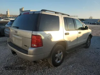 2004 Ford Explorer XLT z VIN 1FMZU73WX4ZA98942, wystawiony jako Copart lot #85046544 z przebiegiem 108 909 mil mil oraz Szkoda całkowita • Salvage title. Historia ofert i sprzedaży dostępna na DreamBid. Obrazek 3.