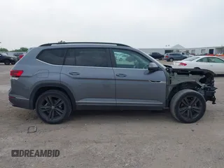 2021 Volkswagen Atlas SE with VIN 1V2NR2CA4MC529207, listed as a IAAI auction lot 42265026 with 53,185 mi miles and . Bid and sale history available at DreamBid. Image 14.